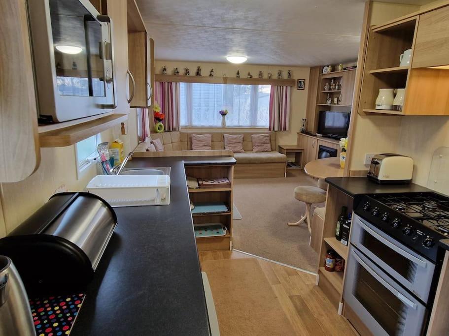 Homely 3 Bed Van @ Weymouth Bay Exteriör bild